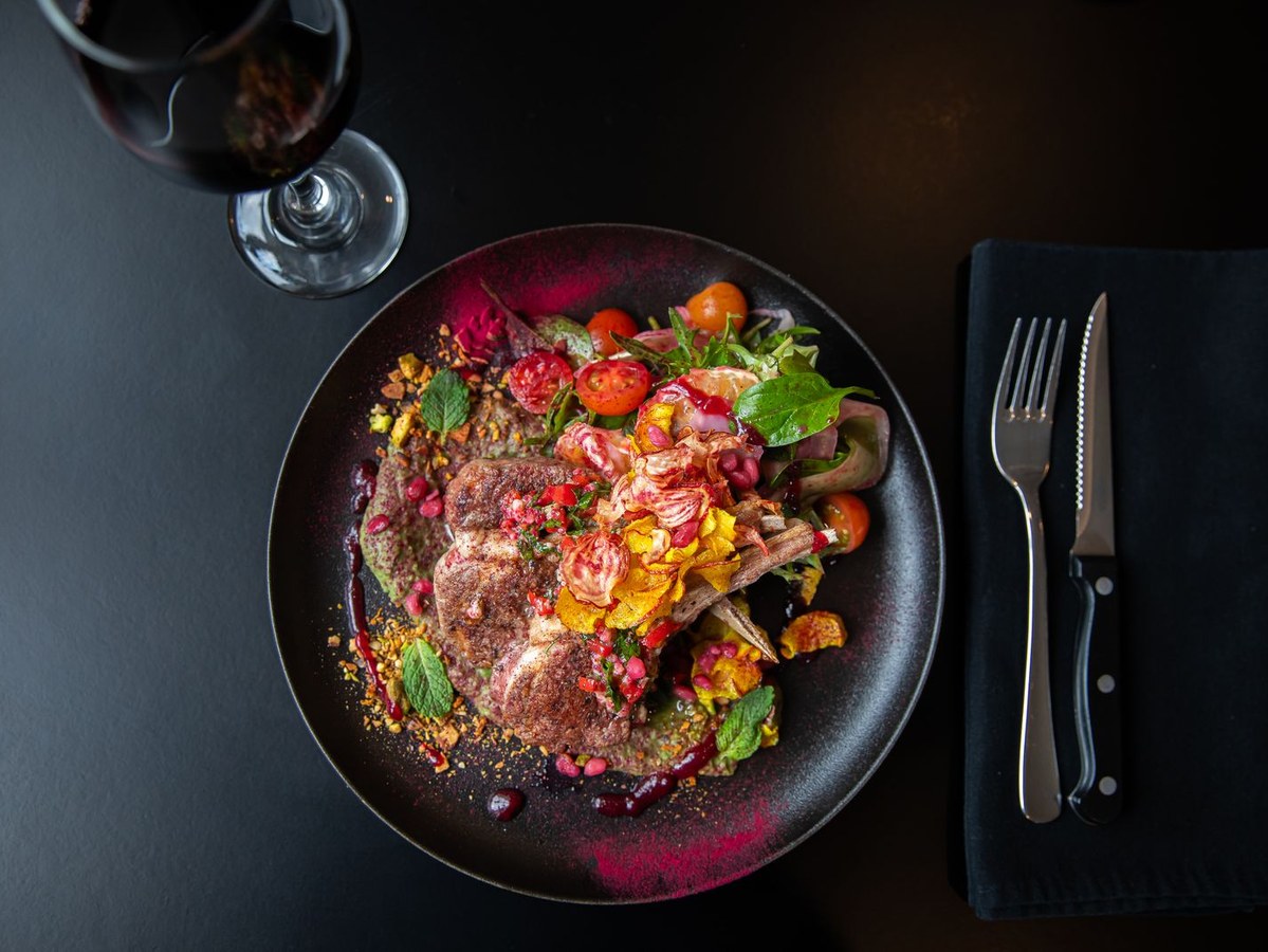 Seared lamb cutlets with pomegranate and fresh salad at Makikihi Country Hotel